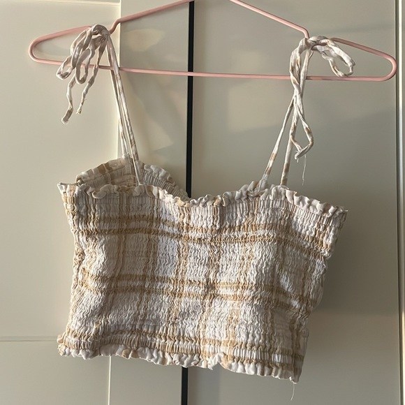 American Eagle Top- Small - Cream and White - Picture 2 of 2